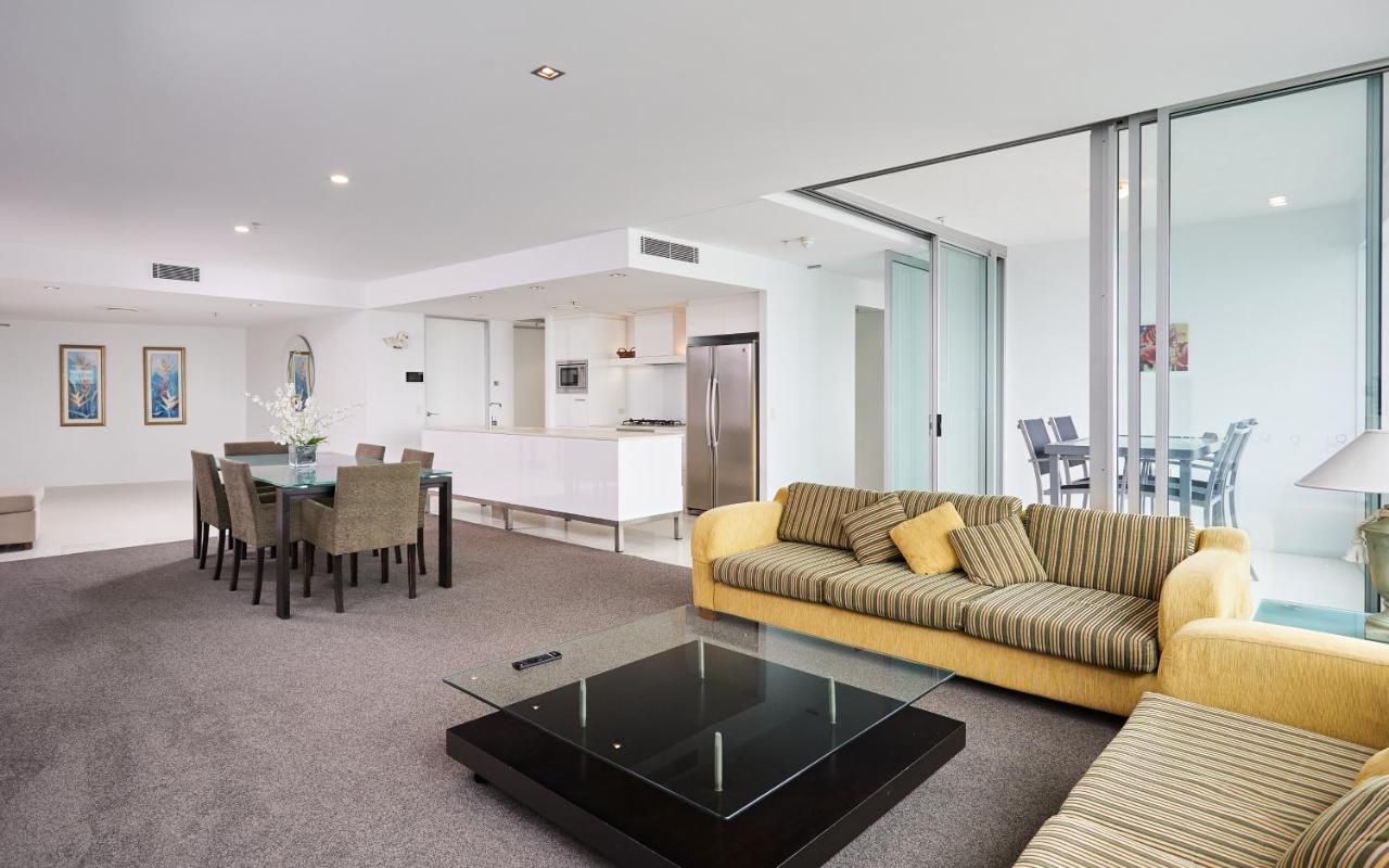 Serain Residences On 9 Hamilton Avenue 골드코스트 외부 사진
