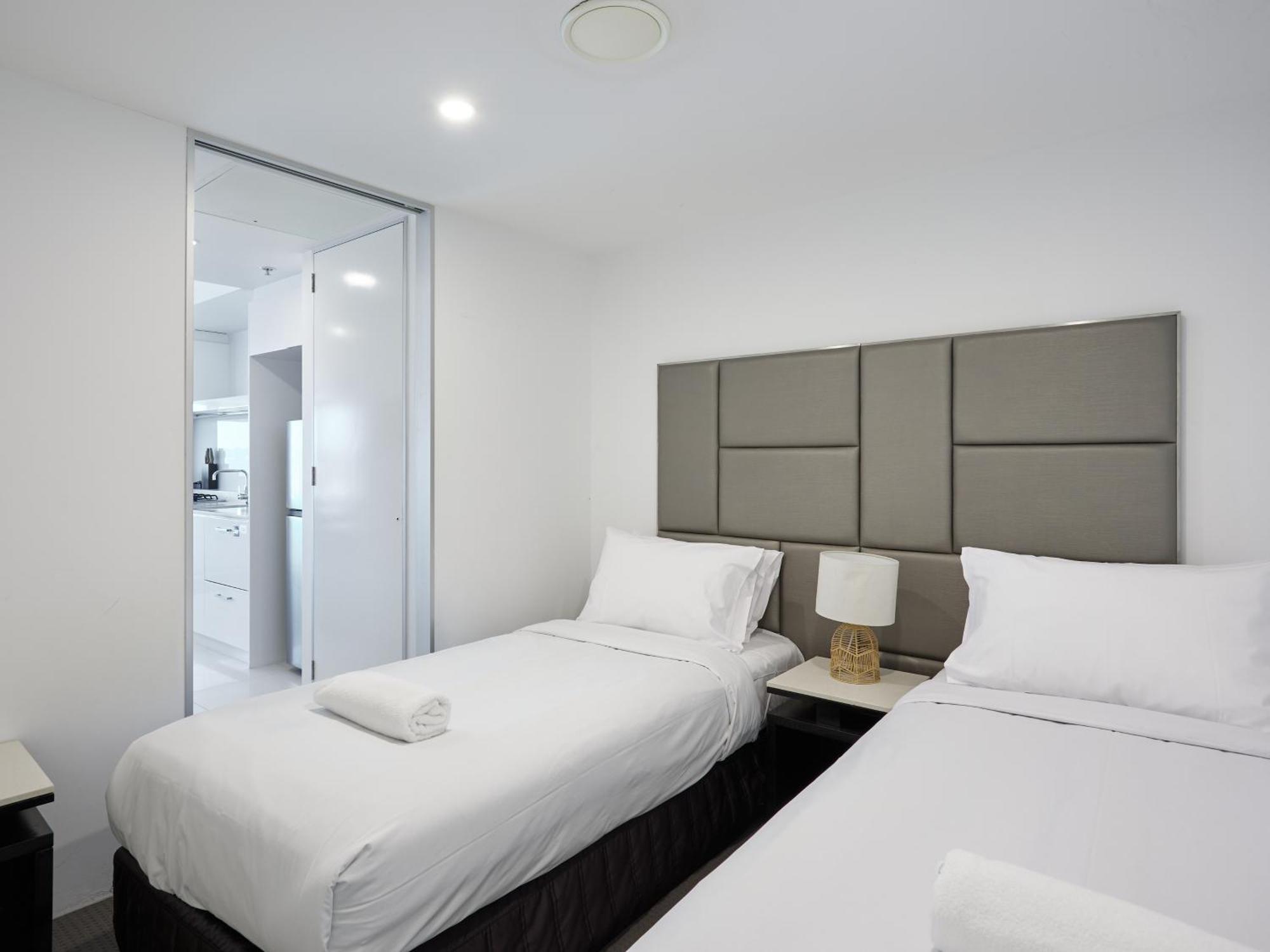 Serain Residences On 9 Hamilton Avenue 골드코스트 외부 사진