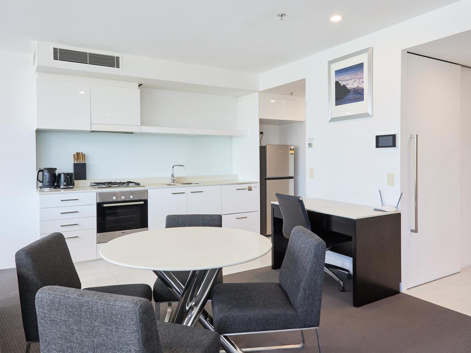 Serain Residences On 9 Hamilton Avenue 골드코스트 외부 사진