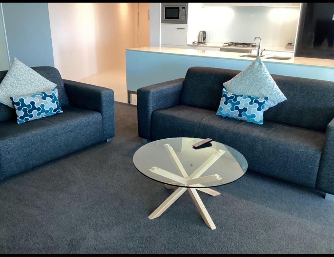 Serain Residences On 9 Hamilton Avenue 골드코스트 외부 사진